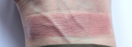 Make-up factory lip color #111 Nude Lavender, #137 Casablanca Red