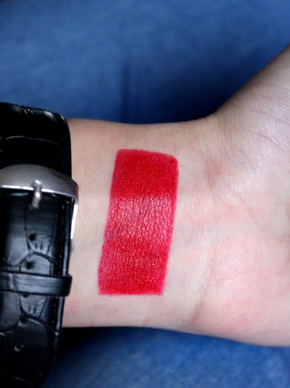 Artdeco Perfect Color Lipstick #05, #19