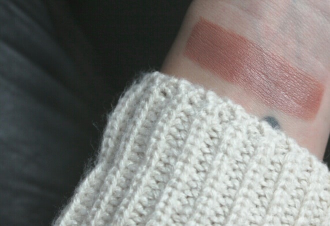 Artdeco Perfect Color Lipstick #05, #19