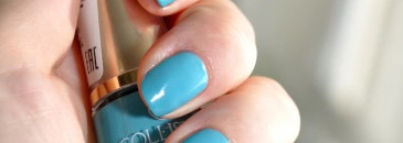 Collistar Gloss Nail Lacquer Gel Effect #568 Azzurro spensierata