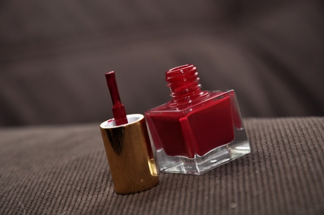 Estee Lauder Pure Color Nail Lacquer Fallen Angel