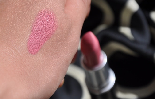 MAC matte lipstick Please me и MAC Cremesheen lipstick Creme Cup