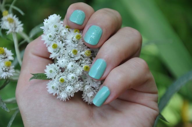 Essie Nail Polish # 17 muchi, muchi and # 98 Turquoise And Caicos