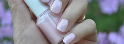 Essie Nail Polish # 17 muchi, muchi and  # 98 Turquoise And Caicos