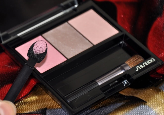 Shiseido Luminizing Satin Eye Color Trio RD 711