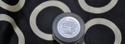 Maybelline Eyestudio Lasting Drama gel eyeliner в оттенке #07 Black Chrome