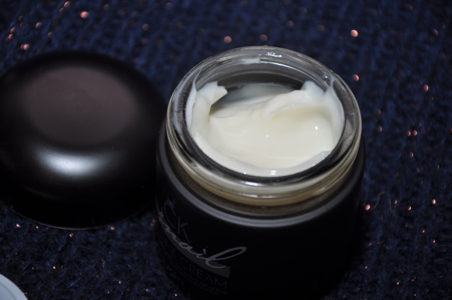 Крем с чёрной улиткой Mizon Black Snail All In One Cream в борьбе за красивую беспроблемную кожу