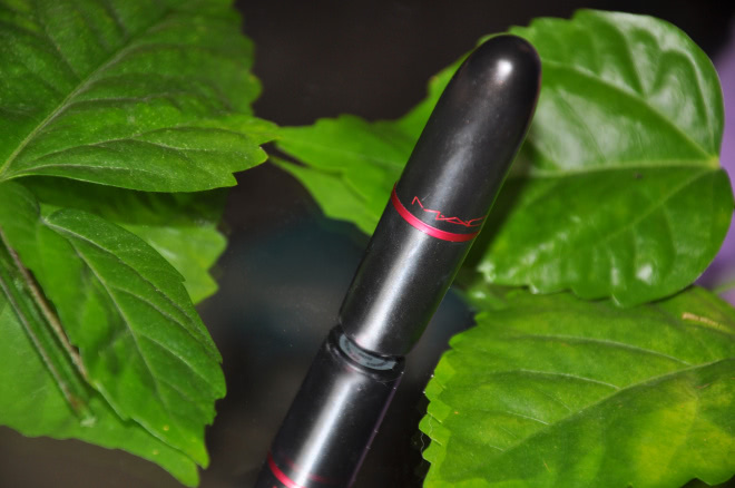 MAC Satin Lipstick Viva Glam 2