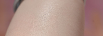 Здоровое сияющее лицо с Eva Mosaic Вуаль Effect и L'Oreal Glow Mon Amour Highlighting Drops