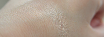 Бюджетный деликатный хайлайтер Vivienne Sabo Artiste de Cabaret Hightlighter