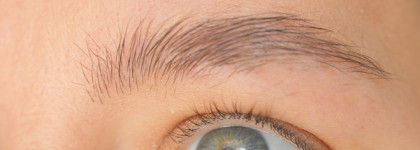 Неоднозначные продукты для макияжа глаз: MAC In Extrime Dimension 24HR Kajal Eye Liner / MAC Magic Extension 5 mm fiber Mascara