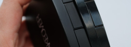 Близнецы? Makeover Paris Multi-Effect Quadra Eyeshadow (#hepbum) и Chanel Les 4 Ombres (#226 Tissé Rivoli )