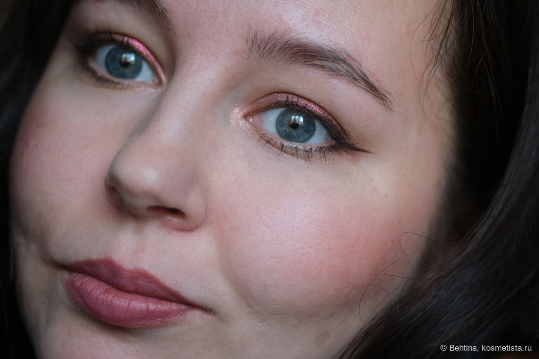 Дневной свет от окна