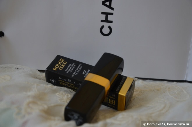 Помада Chanel Rouge Coco Ultra Hydration Lip Color #452 Emilienne