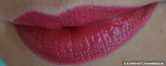 Помада Chanel Rouge Coco Ultra Hydration Lip Color #452 Emilienne