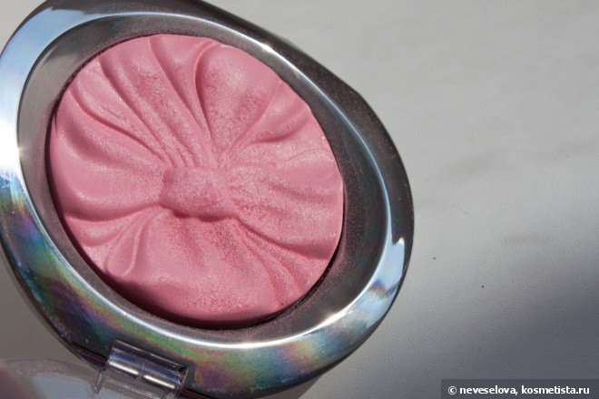 Цветочек Mary Kay Sheer Dimension Powder Ribon (Pink)