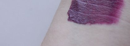 Новинка осени Pure Color Envy Liquid Lip Potion Rouge fluide от Estee Lauder в оттенке 430 True Liar