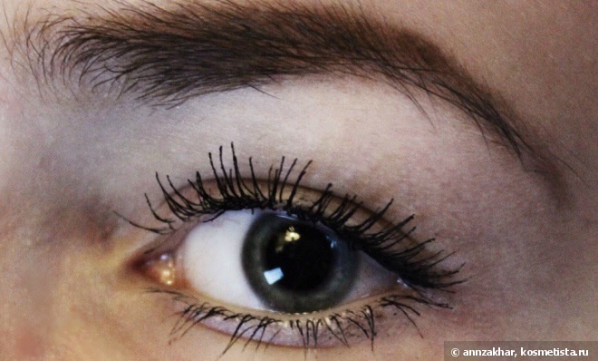 Неоднозначная тушь MAC False Lashes Extreme Black Mascara Volume & Cobre Noir Intense