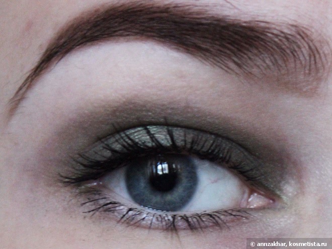 Тени для век MAC Eye shadow в оттенках Humid и Honey Lust