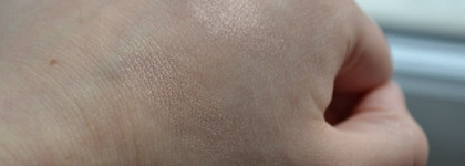 Мои "сияторы" MAC и The Balm