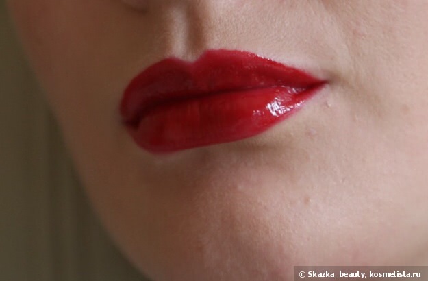 Smashbox Be Legendary Long-Wear Lip Laquer в оттенке Legendary. Идеальный лак для губ идеального красного цвета