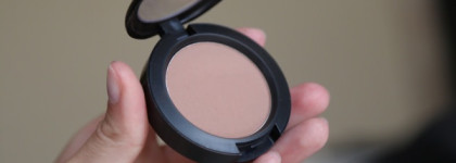 Как обнаружить у себя скулы с Mac Powder Blush в оттенке Harmony