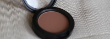 Как обнаружить у себя скулы с Mac Powder Blush в оттенке Harmony