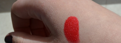 Лёд и пламя вместе с помадой от Revlon