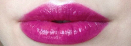 Удивительное рядом с Avon Luxe Couture Creme Lipstick Joie