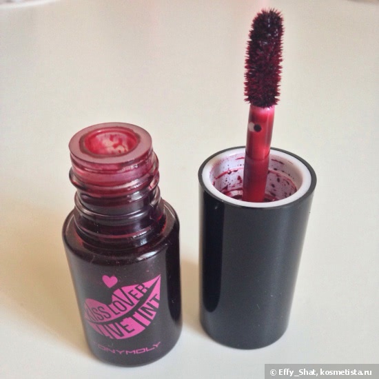 Мои неоднозначные впечатление о TonyMoly Kiss Lover Live tint 04 (vampire red)