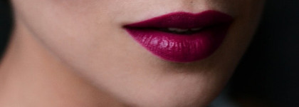 MAC x Julia Petit Matte Lipstick "Acai"