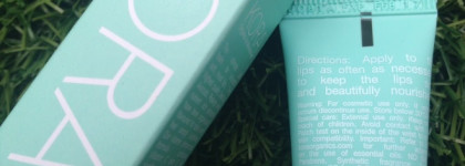 Мой натуральный уход за губами с бальзамами Kora Organics by Miranda Kerr,  Healthy Care All Natural Acai Lip Balm и Lucas Papaw  Ointment