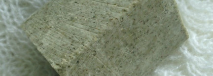 Твердый шампунь-концентрат "Розмариновый" от Мастерской Олеси Мустаевой не стал любимцем, но это не значит, что он не подойдет вам