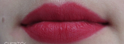 Мои творцы алых губ от Nyx- карандаш в оттенке Hot Red  и помада Butter Lipstick в оттенке Mary Janes
