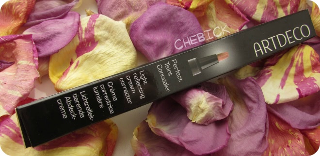 Консилер с кистью Artdeco Perfect Teint Concealer в оттенке №5