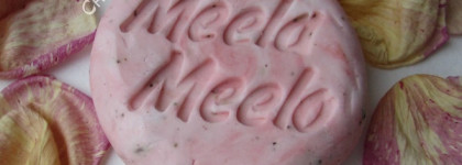 Твердый шампунь "Суданская роза" для сухих и поврежденных волос отлично мне подошел