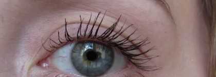 Объемная тушь для ресниц «2000 калорий» Max Factor 2000 Calorie Dramatic Volume Mascara