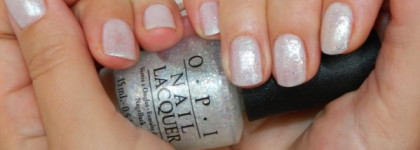 Сделай ситуацию лёгкой с Opi Make Light of the Situation