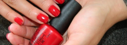 Красный и тёплый - OPI Love Is In My Cards