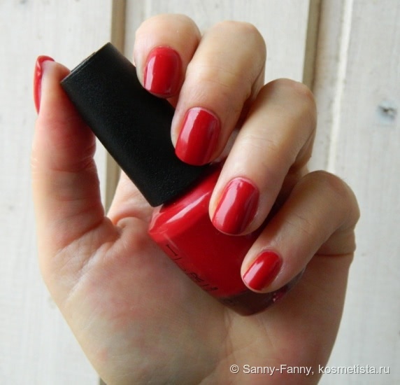 Красный и тёплый - OPI Love Is In My Cards