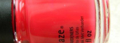 По морям, по волнам. China Glaze Seas The Day