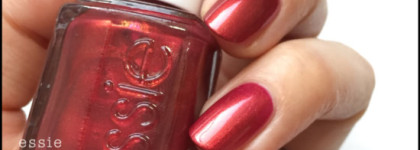 Звёзды вечеринок - Essie Social Lights Collection Winter Holiday 2017
