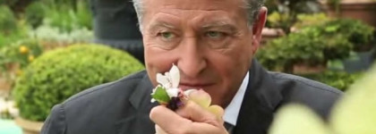 Gucci Gucci Bloom - сотканный из цветов