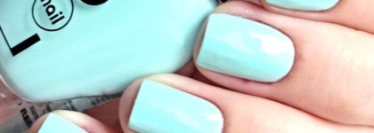 Ах это мятное свечение.......NailLOOK "Baby mint"