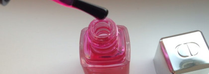 Эффект "Ombré" в маникюре. Dior Tie Dye Top Coat