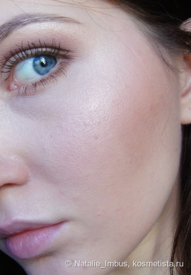 Dior Vibrant Colour Powder Blush в оттенке № 421 Starlight