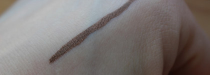 Бюджетная и любимая подводка Essence Liquid Ink 02 + несколько вариантов макияжа