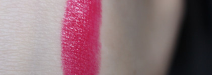 Новая любовь. Givenchy Rouge Interdit Satin Lipstick, 23 Fuchsia in-the-know