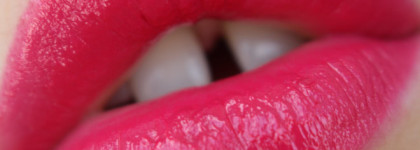 Новая любовь. Givenchy Rouge Interdit Satin Lipstick, 23 Fuchsia in-the-know