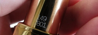 Роскошный винный цвет Chanel Rouge Allure Luminous Intense Lip Colour в оттенке 149 Elegante